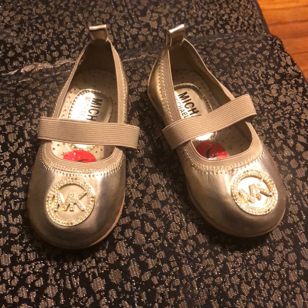 Gold little Micheal Kors flats